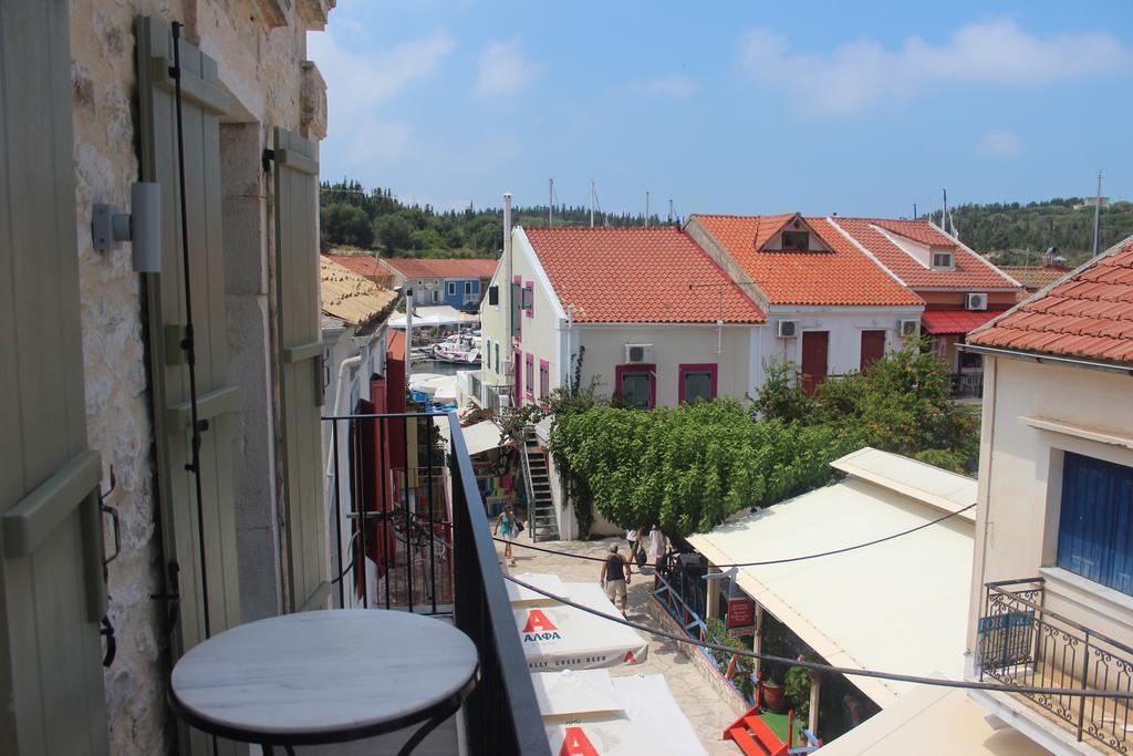 Fiscardonna Luxury Suites Fiskardo Phòng bức ảnh